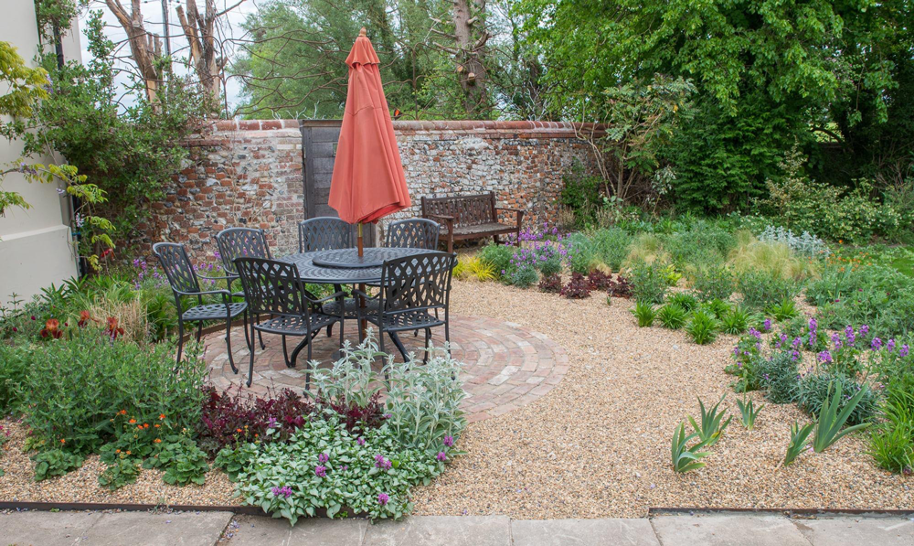 Garden Design in Stowlangtoft Suffolk - Pebble Garden Design