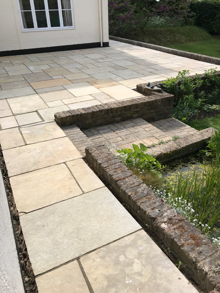 Garden Design in Pleshey Farm Chelmsford Essex - Pebble Garden Design